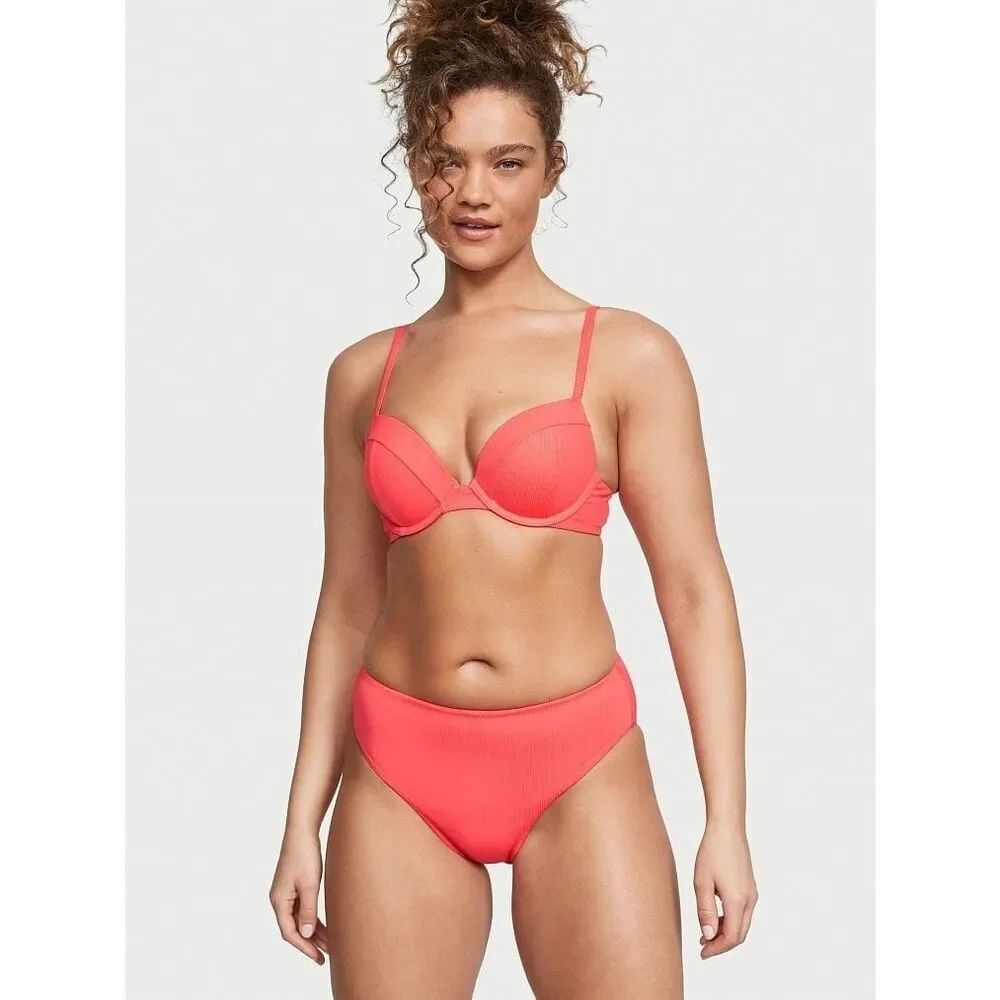Victoria’s Secret Bikini Swim Set